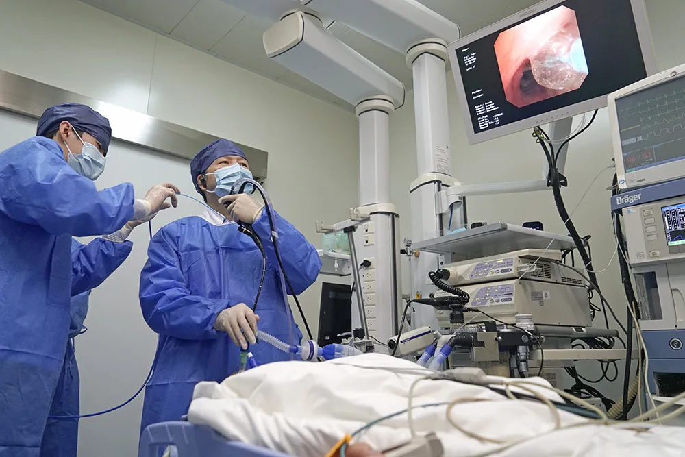 breaking worlds first patient enrolled in pivotal clinical trial of airway cryotherapy system for asthma treatment breaking worlds first patient enrolled in pivotal clinical trial of airway cryotherapy system for asthma treatment